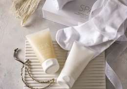 Spa peppermint foot set 40 the white company.